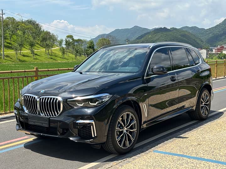 BMW X5 2022 facelift xDrive 30Li M sports package