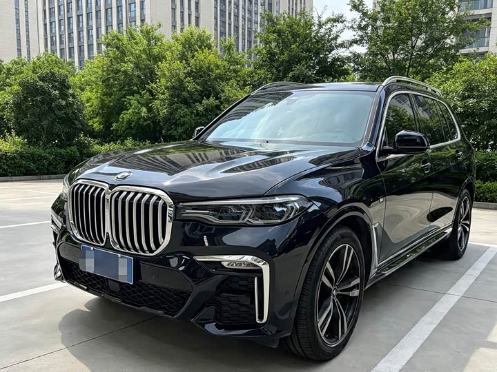 BMW X7 2021 xDrive40i Exclusive M Sports Package