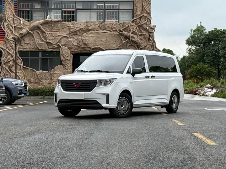 Wuling Zhengcheng 2021 1.5T manual comfort model