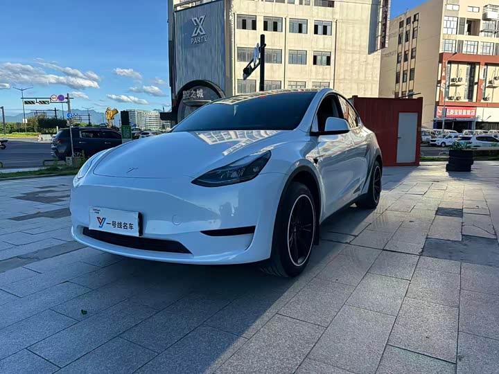 Model Y 2022 Refresh RWD