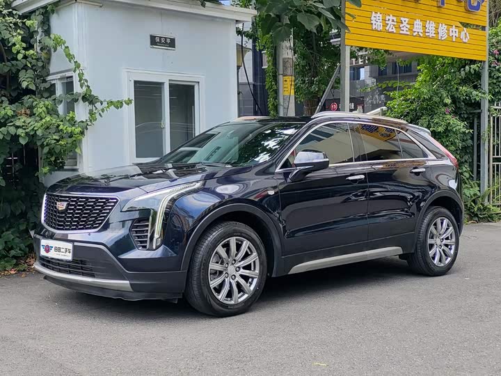 Cadillac XT4 2021 28T two-wheel drive leading model