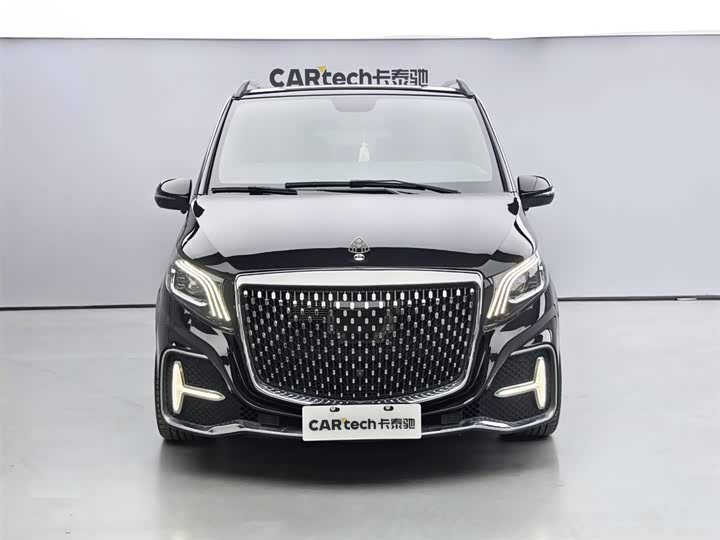 Vito 2023 model 2.0T Business version 7 seats 