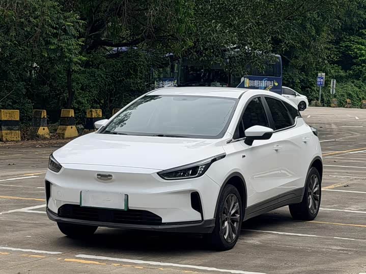 Geely Geometry C 2021 400 Strive Edition