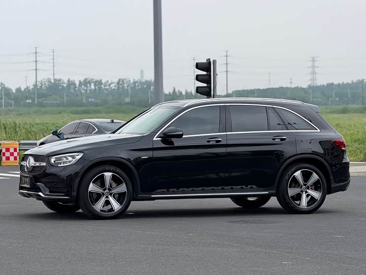 Mercedes-Benz GLC 2022 GLC 300 L 4MATIC Dynamic Edition