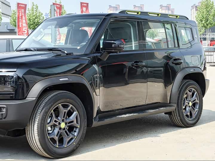Jietu Traveler 2023 2.0T four-wheel drive crossover PRO