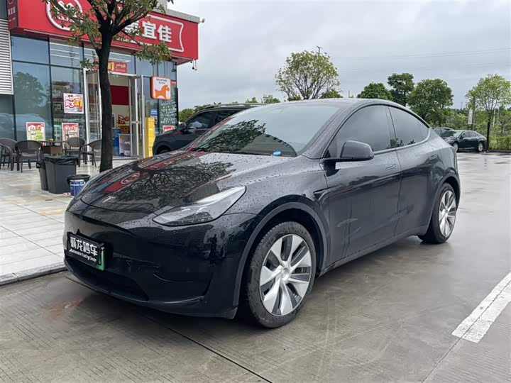Model Y 2022 Refresh RWD