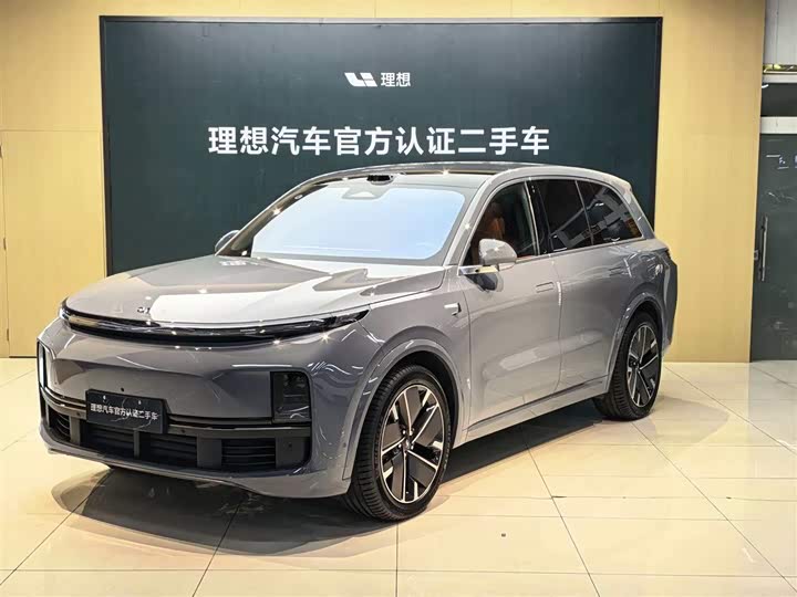 Ideal L8 2025 Max smart refresh version