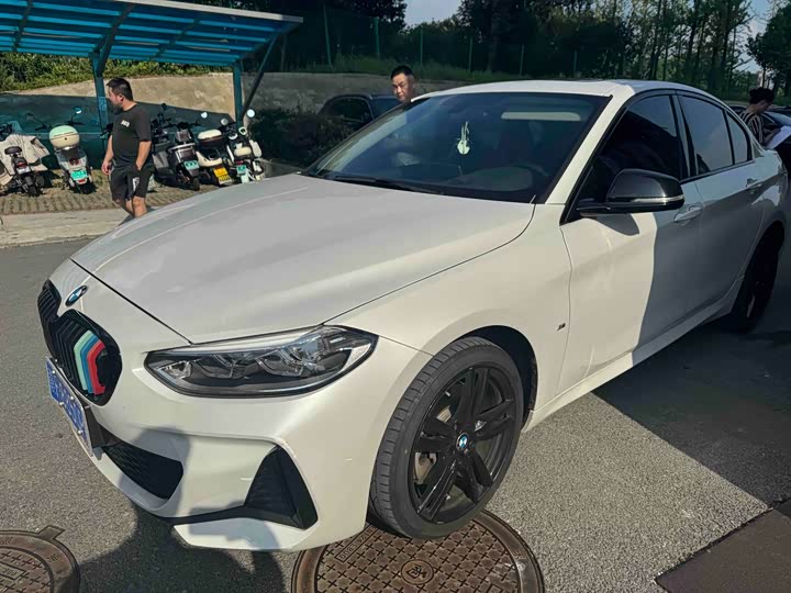 BMW 1 Series 2023 125i M Sports Night Edition