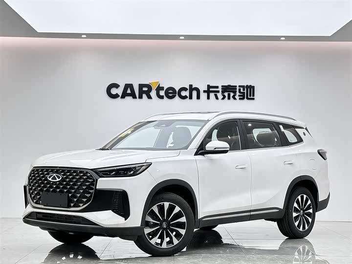 Tiggo 8 PLUS 2025 model 290TGDI DCT taking advantage of the trend version
