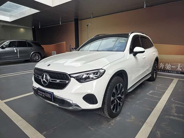 Mercedes-Benz GLC 2023 GLC 260 L 4MATIC Dynamic 5-seater
