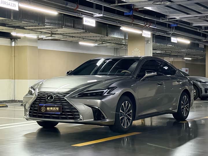 Lexus ES 2025 200 Premium Edition