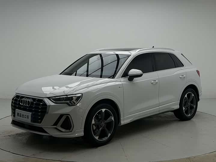 Audi Q3 2023 35 TFSI Fashionable and Dynamic (1.4T)