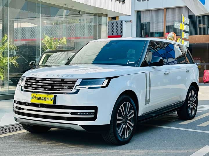 Range Rover 2023 3.0 L6 400PS Genesis Extended Edition