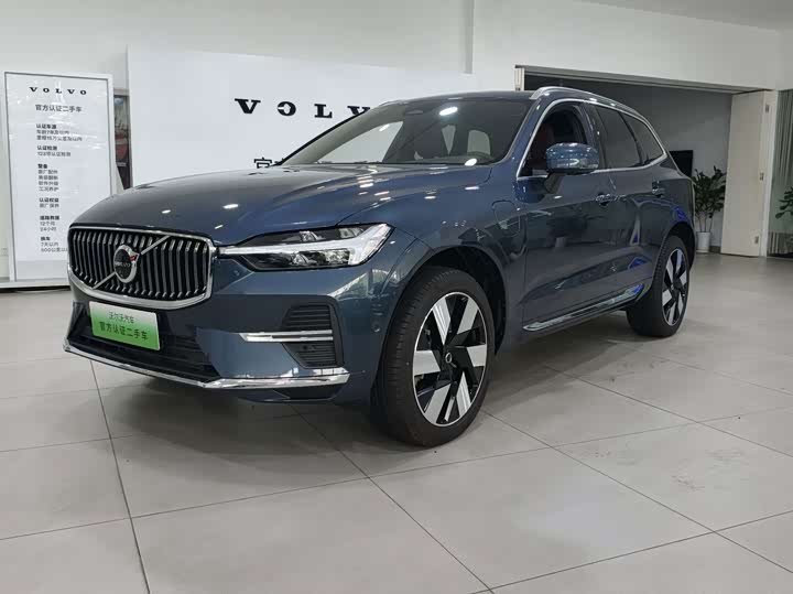 Volvo XC60 plug-in hybrid 2025 plug-in hybrid long-range four-wheel drive Zhiyuan luxury version