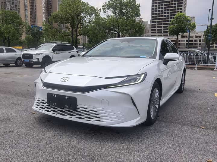 Camry 2024 2.0E Elite Edition