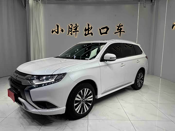 Outlander 2021 facelift 2.0L 2WD Enjoy Edition 5 seats