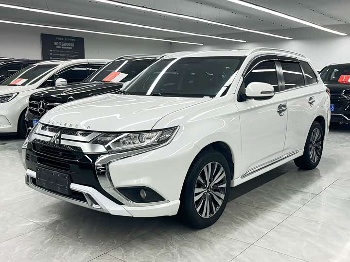 Outlander 2021 2.0L 2WD Enjoy Edition 5 seats