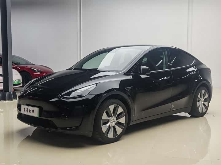 Model Y 2022 rear-wheel drive version