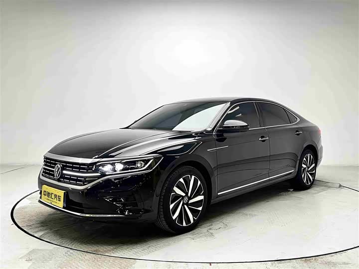 Passat 2023 330TSI Luxury Edition