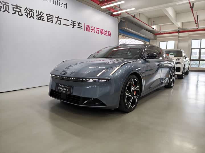 Lynk & Co Z10 2024 95kWh 702km four-wheel drive smart driving Ultra
