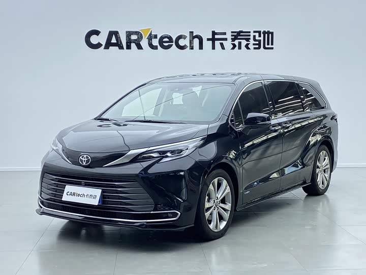 SIENNA 2024 2.5L Hybrid Premium Edition