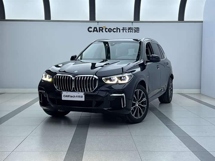 BMW X5 2022 xDrive 30Li Exclusive M Sports Package