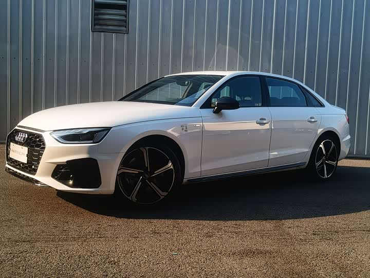 2025 AudiA4L 2025 Model 200 Million Sales Joy Edition 40 TFSI Luxury Dynamic Model