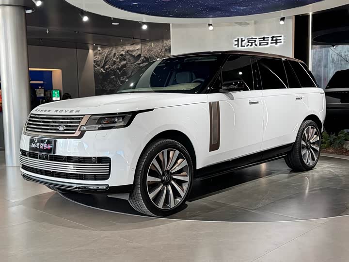 2024 Range Rover 2024 Model 3.0 L6 400PS SV Zunrong Chuangshi Extended Edition 4-seat