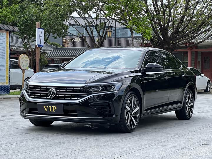 Passat 2022 380TSI Ultimate Edition