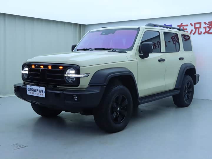 2025 Tank 300 2025 2.0T Gasoline Conqueror