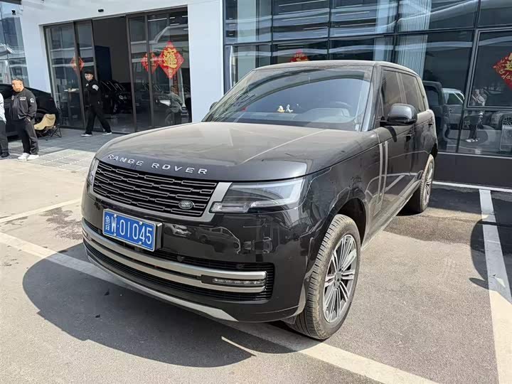 Range Rover 2025 model 3.0 L6 400PS Shengshi extended version 