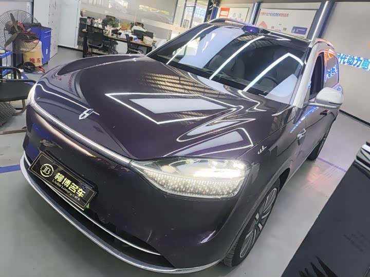 2026 Wenjie M9 2025 extended range Ultra version 52kWh 6-seater version (192-line lidar)