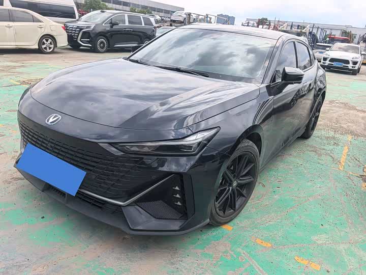 Changan UNI-V 2022 1.5T ZunGui Edition