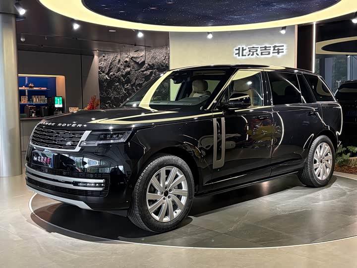Range Rover 2025 model 3.0 L6 400PS Shengshi extended version 