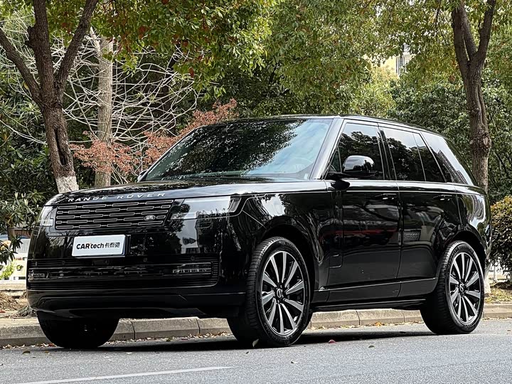 Range Rover 2023 model 3.0 L6 360PS Shengshi Edition