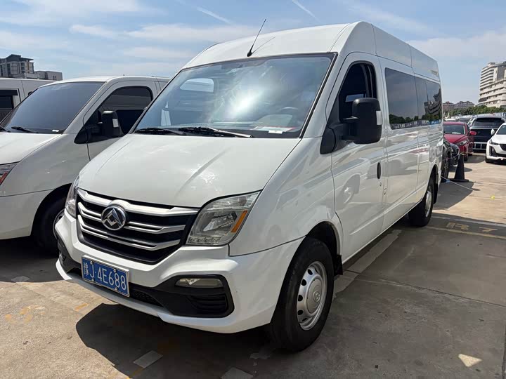 Xintu V80 2024 model Aoyuntong 6MT long axis mid-top 147Ps 6/7/8/9 seats