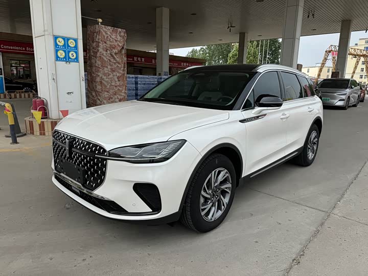Adventurer 2023 model 2.0T two-wheel drive exclusive version