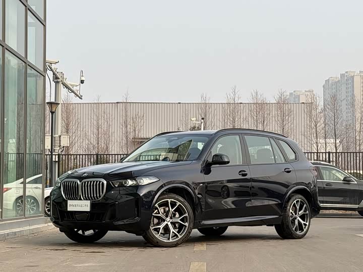 2025 BMW X5 2025 xDrive 30Li Exclusive M Sports Night Package