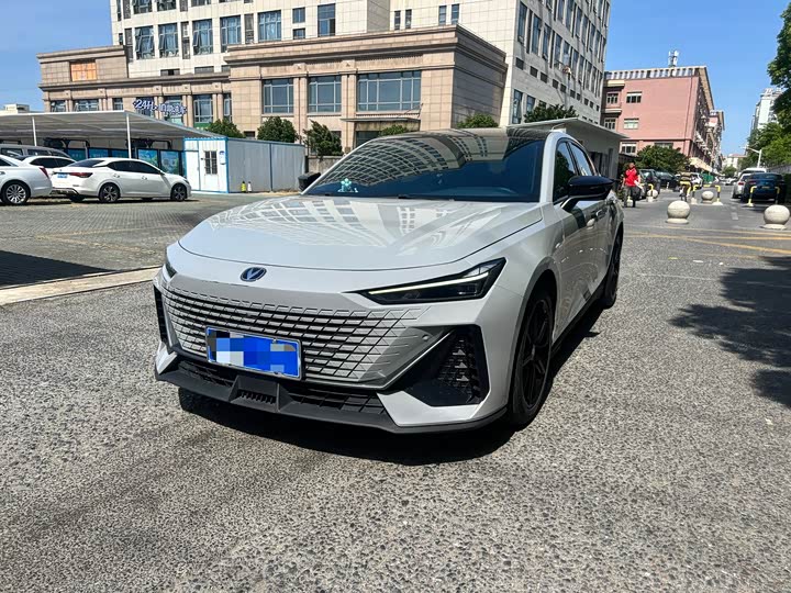 Changan UNI-V 2022 1.5T exclusive model