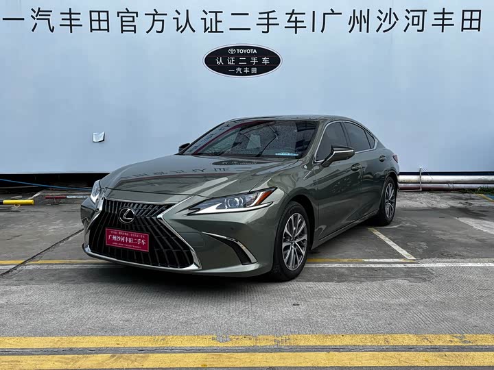 Lexus ES 2022 200 Excellent Edition