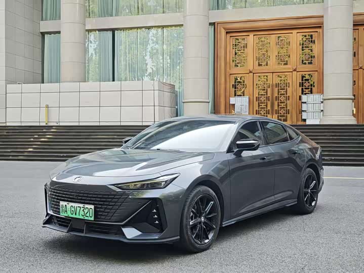 Changan UNI-V Smart Electric iDD 2023 Smart Electric iDD 1.5T 113km Smart Fun Model (Fast Version)