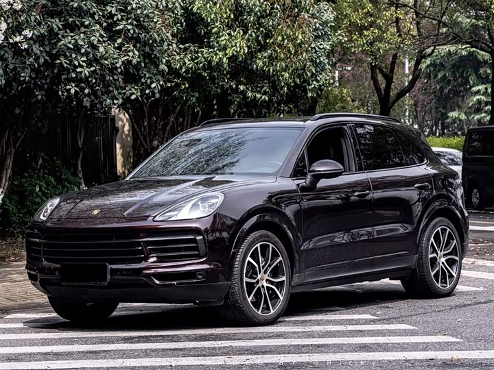 2021 Cayenne 2019 Cayenne 3.0T