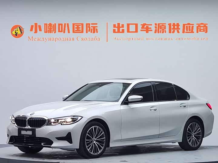 2022 BMW3 Series 2022 Model 320i Sports Package