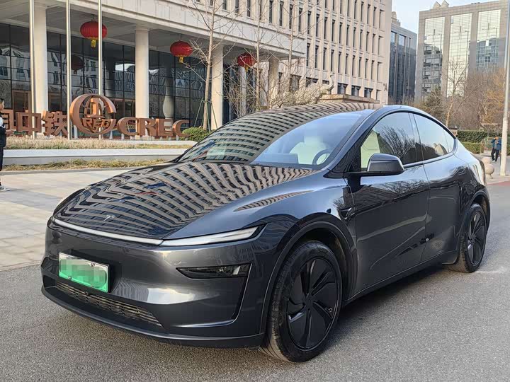 2025 Model Y 2025 Model Rear Wheel Drive First Edition
