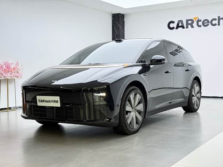 Ideal i6 2025 model four-wheel drive standard version