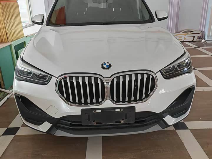 2022 2021 BMW X1 sDrive20Li Fashion Model