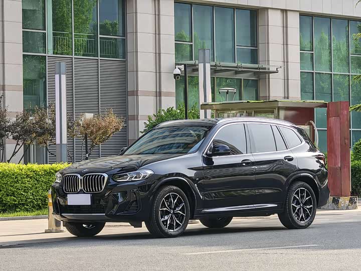 2023 BMW X3 2022 xDrive25i M Sports Package