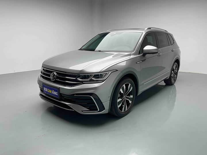 Tiguan L 2022 model 330TSI automatic two-wheel drive R-Line flagship version