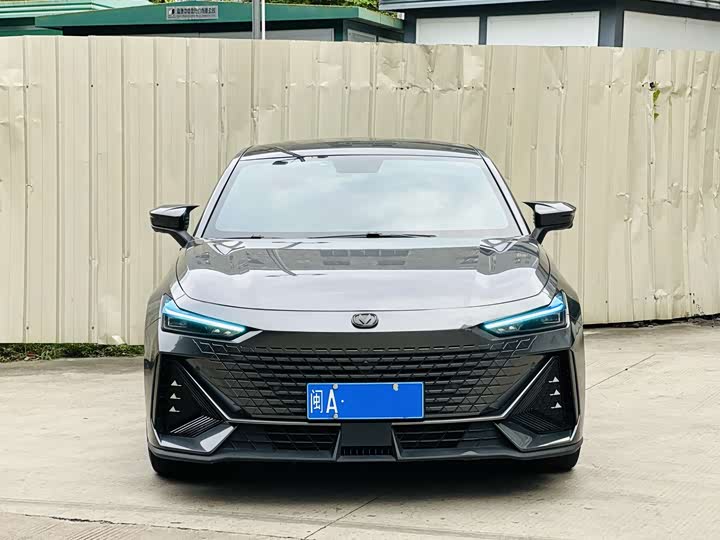 ChanganUNI-V 2022 Model 1.5T PremiumModel