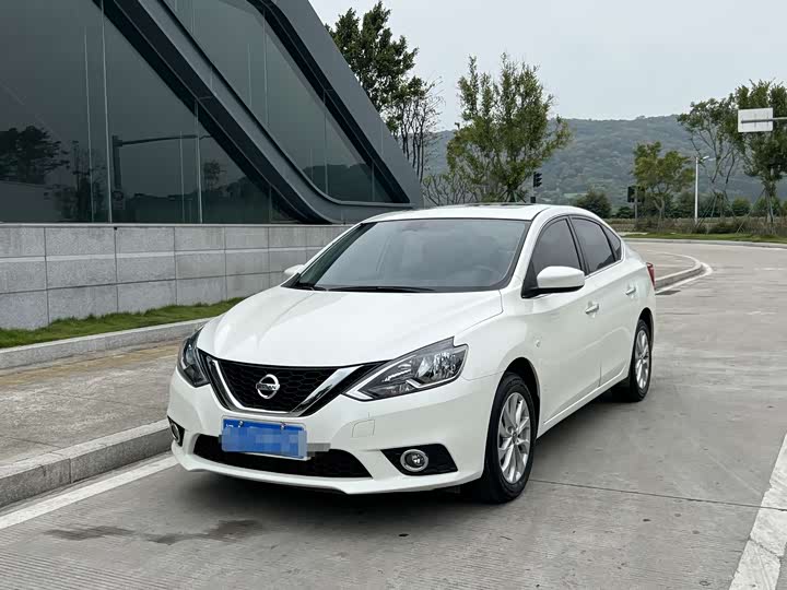 Sylphy 2021 Model Classic 1.6XL CVTLuxury Edition